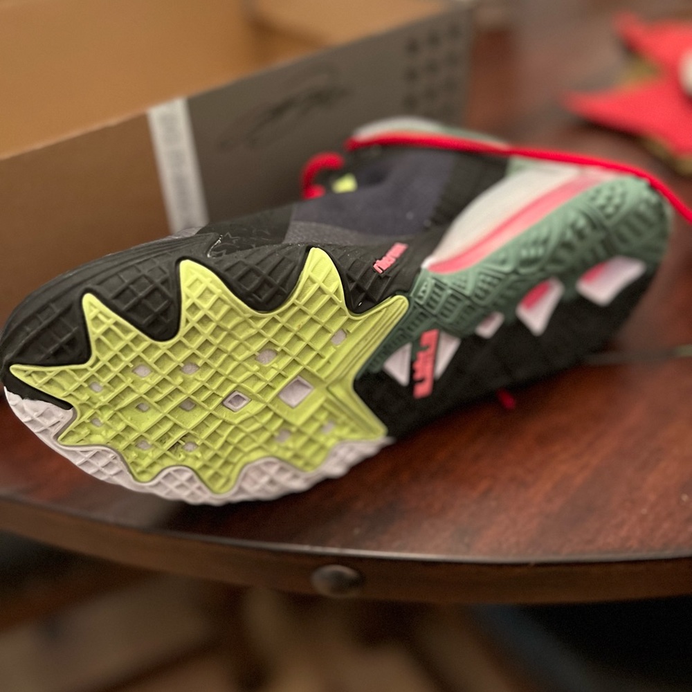 mens space jam shoes